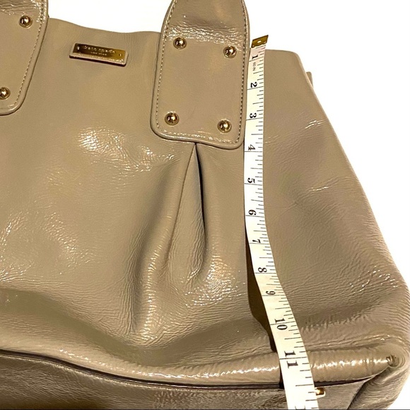 Kate Spade Tote Handbag Purse Gray Patent Leather - Picture 5 of 9
